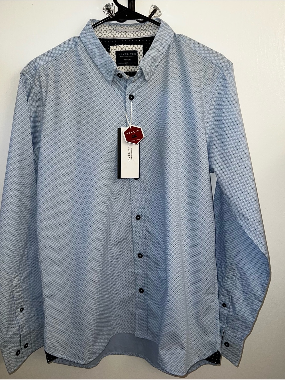 Level Ten Men's Sky Blue geometric Print Dress Shirt Medium NWT